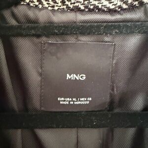 MNG MANGO Black and White LONG COAT